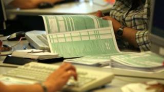 Δόθηκε παράταση στην υποβολή των φορολογικών δηλώσεων.