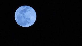 Το μαγευτικό "μπλε φεγγάρι" θα κατακλύσει απόψε τον ουρανό.