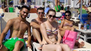 Το καλοκαίρι είναι 'δροσερό' στο Reina beach bar.