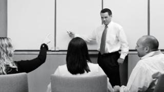 Επιμορφωτικά προγράμματα από το Κέντρο Δια Βίου Μάθησης του Δ. Αλεξ/πολης.