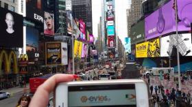 Έχει χαρακτηριστεί σαν το "σταυροδόμι του κόσμου"! Στην Times Square, στο Μανχάταν της Νέας Υόρκης βρέθηκαν οι Μαριάννα με τη Γωγώ.