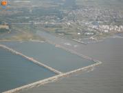 Limanın doğu tarafı.