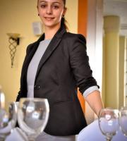 Who is Κωνσταντίνα;