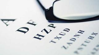 Νέα μέθοδος του ΔΠΘ εξαφανίζει οριστικά την πρεσβυωπία.