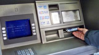 Κομοτηνή: Μηχανισμός υποκλοπής εντοπίστηκε σε ΑΤΜ τράπεζας.