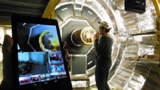 Στους χώρους του πειράματος CMS στο Cern ξεναγήθηκαν μαθητές.