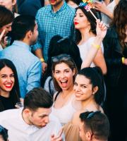 Φωτογραφίες από το set του Culoe de Song στο Yacht club, στην Αλεξανδρούπολη