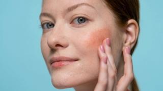 Καλοκαιρινό μακιγιάζ : Ελαφρύ, σταθερό και χωρίς λάθη