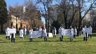 Στο "πόδι" και οι φοιτητές της Ιατρικής του ΔΠΘ (φωτο)
