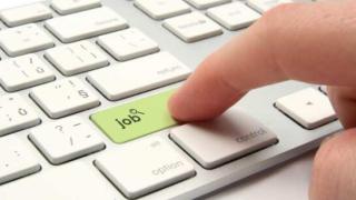 Νέο Voucher ανέργων ετών 30-49 σε κλάδους αιχμής