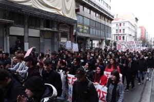 «Δεν βγαίνει ο μήνας»: Κινητοποιήσεις φοιτητών του ΔΠΘ για το αυξημένο κόστος ζωής