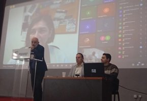 Το Τμήμα Ψυχολογίας στο Διδυμότειχο πρωτοπορεί στην Τεχνητή Νοημοσύνη με την εφαρμογή «AI Δημόκριτος»!