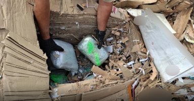 Έκρυψαν σε ανακύκλωση 324 κιλά κάνναβη με προορισμό την Τουρκία