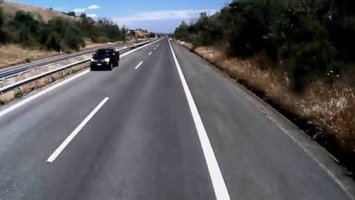 Σοκαριστικό βίντεο στην Εγνατία Οδό: Νταλίκα κατέγραψε τρία αυτοκίνητα να κινούνται στο αντίθετο ρεύμα (video)
