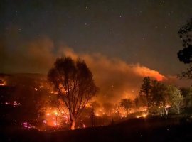 Για 3η ημέρα μαίνεται η φωτιά σε Ρούσσα και Μικρό Δέρειο (video)