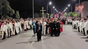 Και φέτος στους δρόμους της Αλεξανδρούπολης η λιτάνευση του Τιμίου Σταυρού (video)
