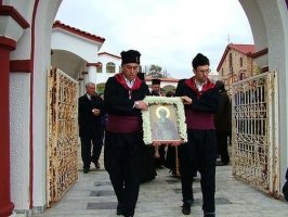 Αναβιώνει το έθιμο "Τάξιμο στον Άγιο Αθανάσιο" στη Μαΐστρο Αλεξανδρούπολης