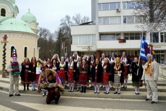 Στο διεθνές φεστιβάλ κουδουνοφόρων «Surva» της Βουλγαρίας, οι Ακρίτες Έβρου (video)
