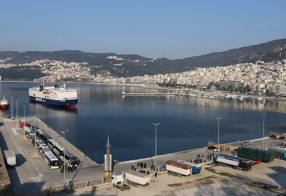 Τουλάχιστον δύο δρομολόγια κάθε εβδομάδα προς Σαμοθράκη θέλει η Καβάλα.