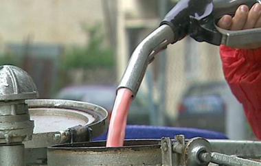 Οργισμένοι είναι πάλι οι φορολογούμενοι.