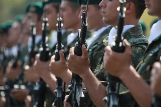 Ως τώρα σύμφωνα με δημοσιεύματα φύλλο πορείας έχουν λάβει περίπου 500 άτομα.
