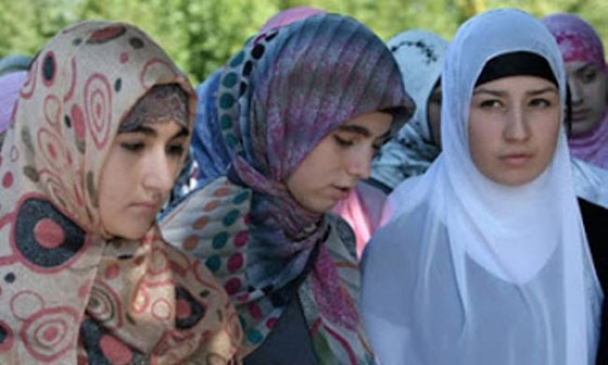 800 ευρώ επίδομα ...μαντίλας από την Τουρκία για τις μειονότητες της Θράκης.