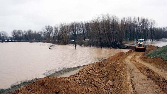 Εγκρίθηκαν έργα εκατομμυρίων για την ενίσχυση των αναχωμάτων στον Έβρο.