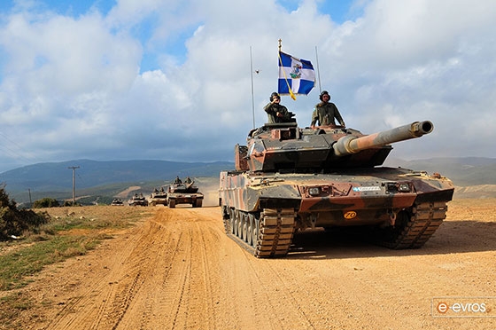 Βολές αρμάτων και βαρεών όπλων πεζικού στο Πεδίο Ασκήσεων - Βολής «ΑΕΤΟΣ»