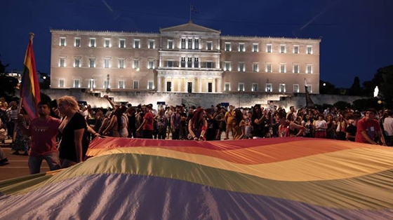 Ιστορική η χθεσινή απόφαση της Βουλής για το σύμφωνο συμβίωσης