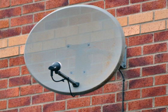 Δωρεάν δορυφορική πρόσβαση στα ελληνικά κανάλια για τους μειονοτικούς πληθυσμούς της Θράκης