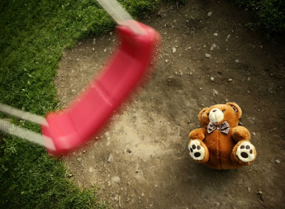  Η επιλογή της 25ης Μαΐου σχετίζεται με την ημερομηνία εξαφάνισης το 1979 του εξάχρονου Έιταν Πατς, η περίπτωση του οποίου συντάραξε τις ΗΠΑ.