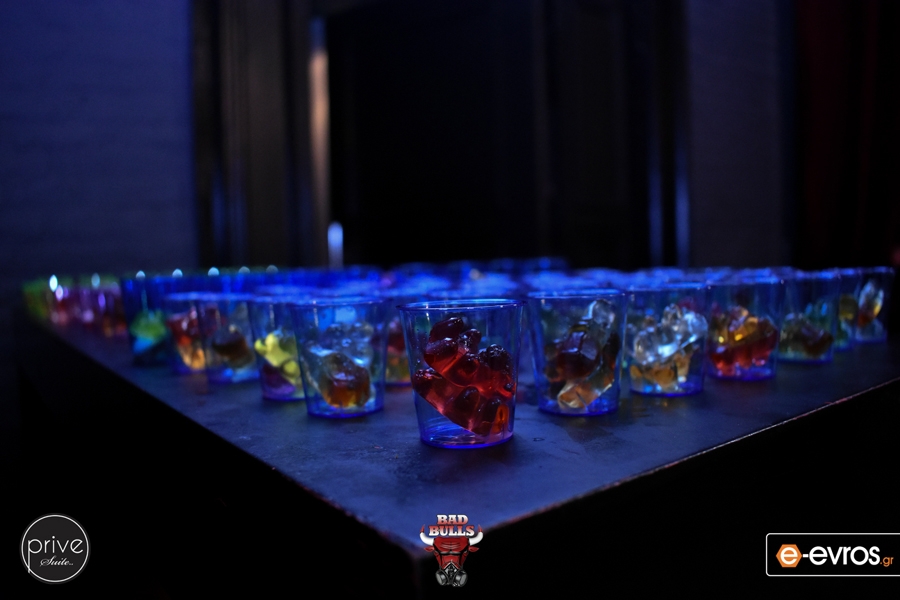 Σε κάθε party Bad Bulls η διασκέδαση στο Prive suite χτυπάει... "κόκκινο"!