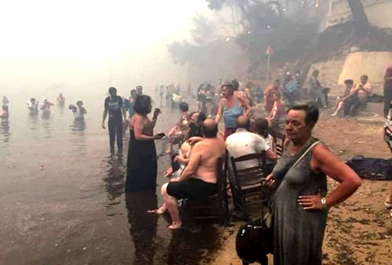 Συγκέντρωση ειδών πρώτης ανάγκης στην Ορεστιάδα για τους πληγέντες των πυρκαγιών στην Αττική 
