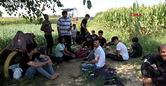 Με μια ψευδή είδηση χιλιάδες πρόσφυγες μπορεί να επανεμφανιστούν ξαφνικά στα ελληνοτουρκικά σύνορα.