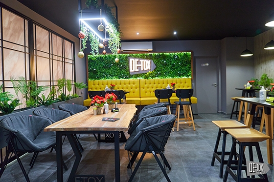Το De - tox Cafe κλείνει 1 χρόνο λειτουργίας και κληρώνει ένα Turbo X Pro 2 πατίνι 
