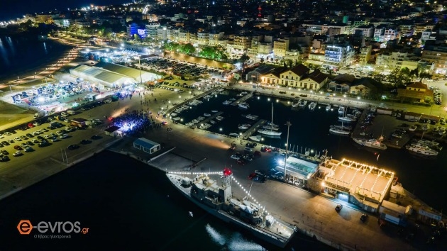 Για πέντε ημέρες, μέχρι και τις 16 Μαΐου η Διοίκηση του Επιμελητηρίου για ακόμη μια φορά στοχεύει να φέρει σε επαφή επαγγελματίες του χώρου και επιχειρήσεις με τους καταναλωτές τους.