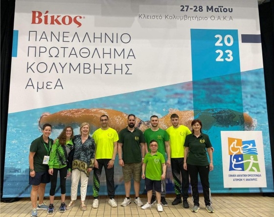 Τέσσερα πανελλήνια ρεκόρ και 15 μετάλλια για τα «δελφίνια» του ΚΟΤΙΝΟΥ