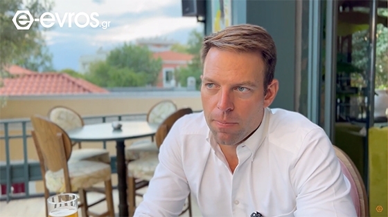 Όχι στο φυσικό αέριο, ναι σε πυρηνικό εργοστάσιο στη Θράκη λέει ο Στέφανος Κασσελάκης.