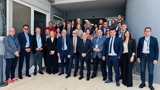 Στην DASTERI AE η Διπλωματική αποστολή 21 κρατών (video)