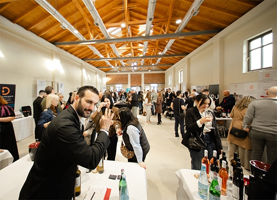 Στιγμιότυπο από την αποθήκη 1, στο λιμάνι της πόλης