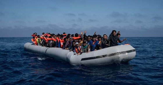 Ούτε ένας ούτε δύο, αλλά 36 αλλοδαποί μετανάστες έπλεαν στο Θρακικό Πέλαγος.