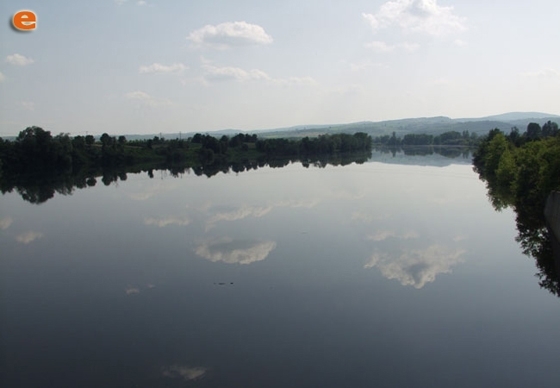 Βάρκα βυθίστηκε στον ποταμό Έβρο - Αγνοούνται 3 παιδιά