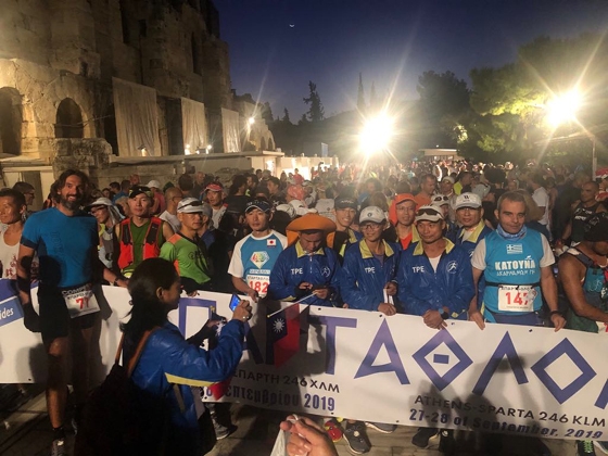 130 χλμ σε 17 ώρες κατάφερε να κάνει ο “δικός μας” Κώστας Παπαδόπουλος στο 37ο Σπάρταθλον! 