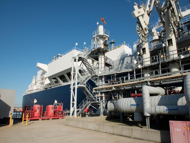 Το φυσικό αέριο φέρνει ξανά την Αλεξανδρούπολη στο επίκεντρο των συζητήσεων