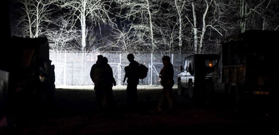 Η νύχτα γίνεται μέρα στον Έβρο: 14 προβολείς τοποθετούνται στα σύνορα δωρεά της εταιρείας Dasteri Systems