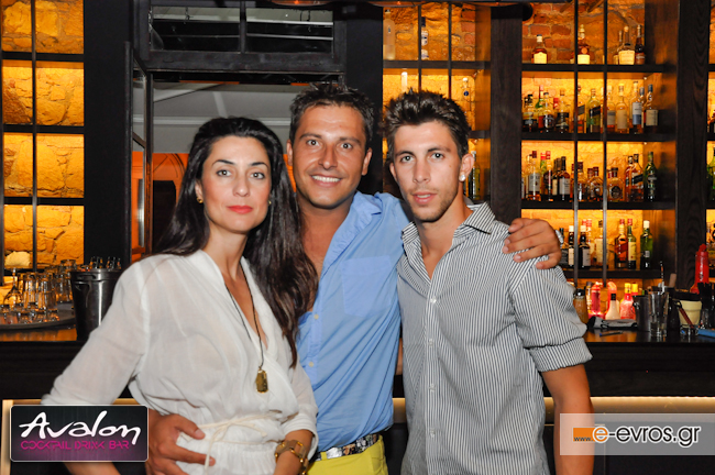 Οι βραδιές αποκτούν άλλο νόημα στο Avalon cocktail drink bar.