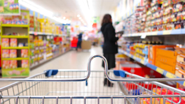 Ατομα με κινητικά προβλήματα αλλά και προβλήματα όρασης θα έχουν πλέον βοήθεια για να κάνουν τα ψώνια τους.