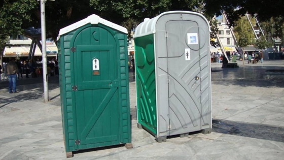 Η ΕΛ.ΑΣ ζητά την παραχώρηση χημικών τουαλετών για τους μετανάστες στον Έβρο 