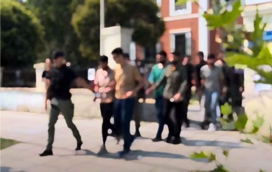 Οι υπόλοιποι εννέα θα απολογηθούν τη Δευτέρα 28 Αυγούστου.