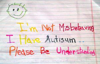 Να κατανοήσουμε όλοι μας ότι πάνω απ’ όλα είναι ένα παιδί που έτυχε να έχει αυτισμό και όχι ένα αυτιστικό που έτυχε να είναι παιδί!